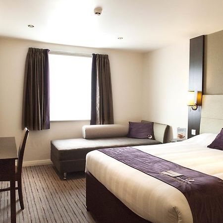 Premier Inn ดันเฟิร์มลิน ภายนอก รูปภาพ