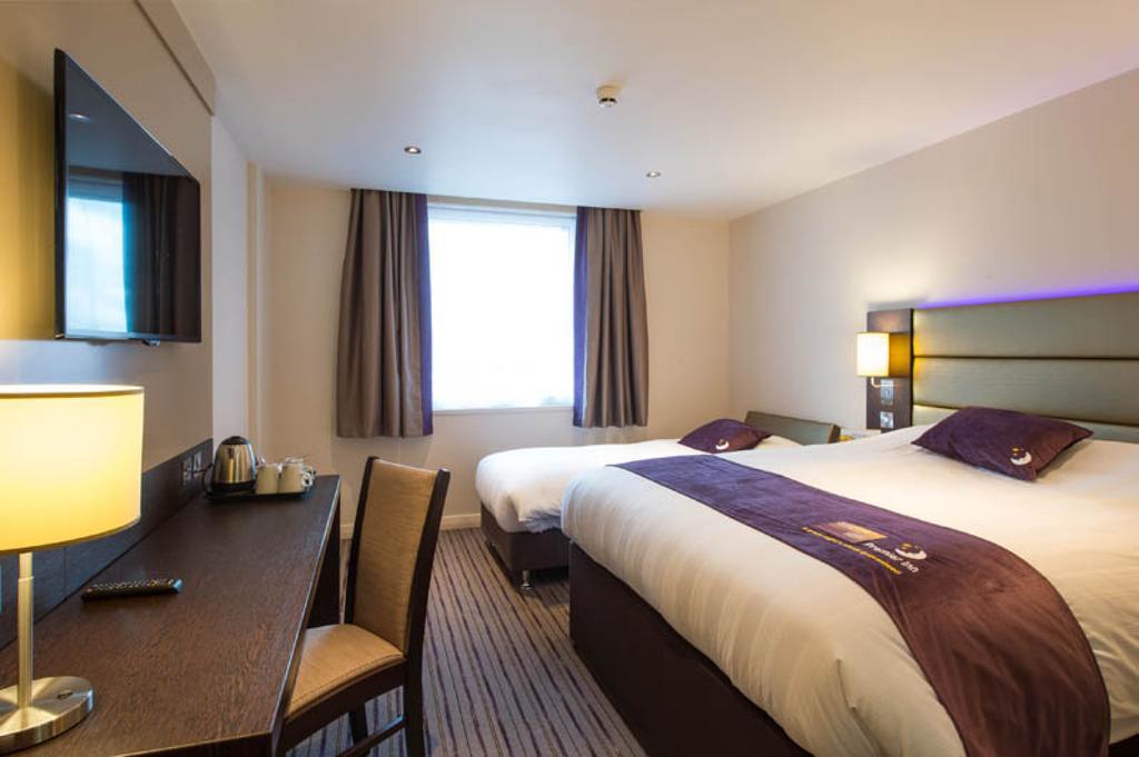 Premier Inn ดันเฟิร์มลิน ห้อง รูปภาพ