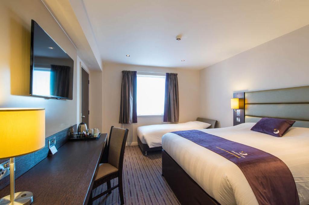 Premier Inn ดันเฟิร์มลิน ห้อง รูปภาพ
