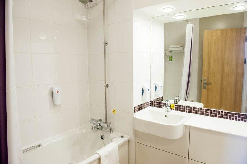 Premier Inn ดันเฟิร์มลิน ภายนอก รูปภาพ